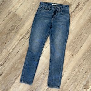 Levi’s high rise skinny jeans